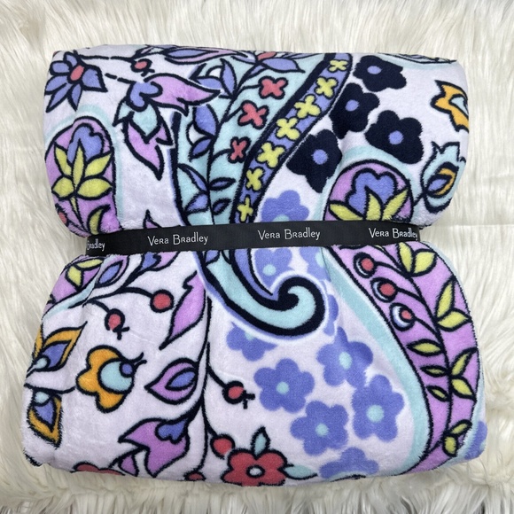 New Vera Bradley Throw fleece Blanket 50 x 80 Maddalena Paisley Soft main image 0